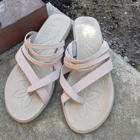 Sandals - Picture 3 of 3